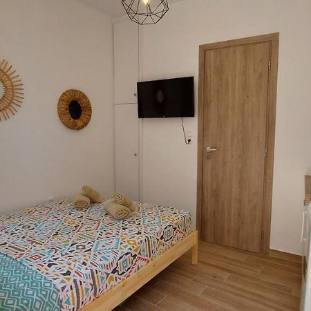 Birdhouse Room Ермополи Екстериор снимка